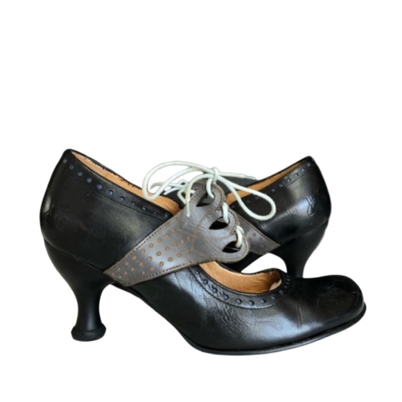 John Fluevog Shoes - JOHN FLUEVOG | BELLEVUES MOLLIE LACE-UP HEEL | US7